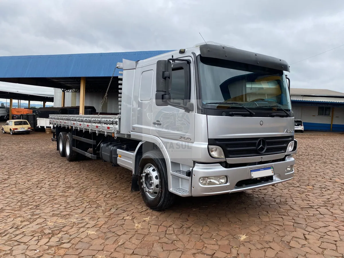 Mercedes-Benz Atego 2425 6x2 11/12