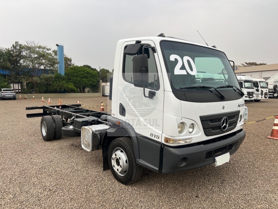 Mercedes-Benz Accelo 815 4X2 19/20