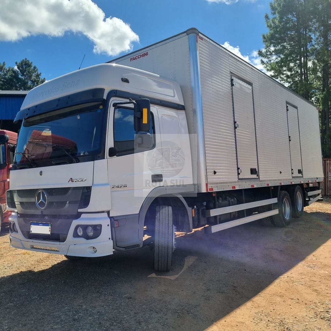 Mercedes-Benz Atego 2426 6x2 22/22